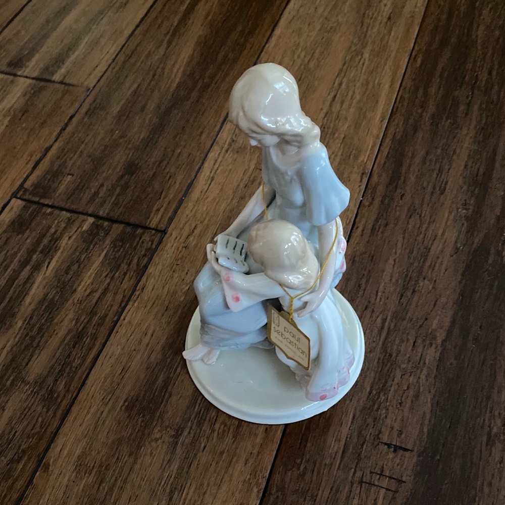 Paul Sebastian Once Upon a Time Figurine Daughter - Picture 5 of 13